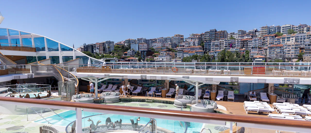 Oceania Vista’s Pool Deck reflects the beauty of the surrounding sea