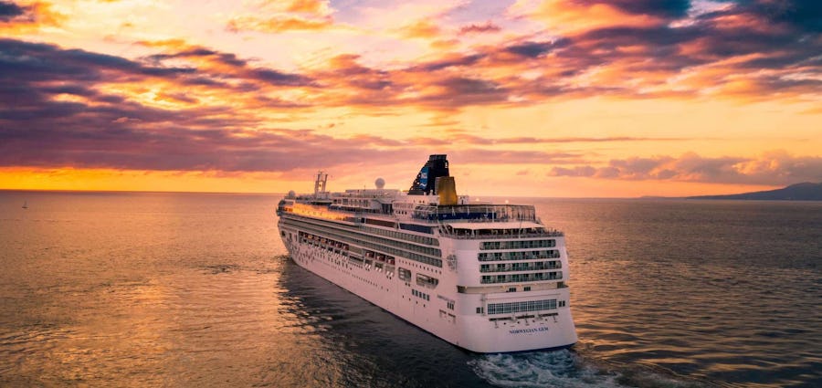 Norwegian Gem at sunset