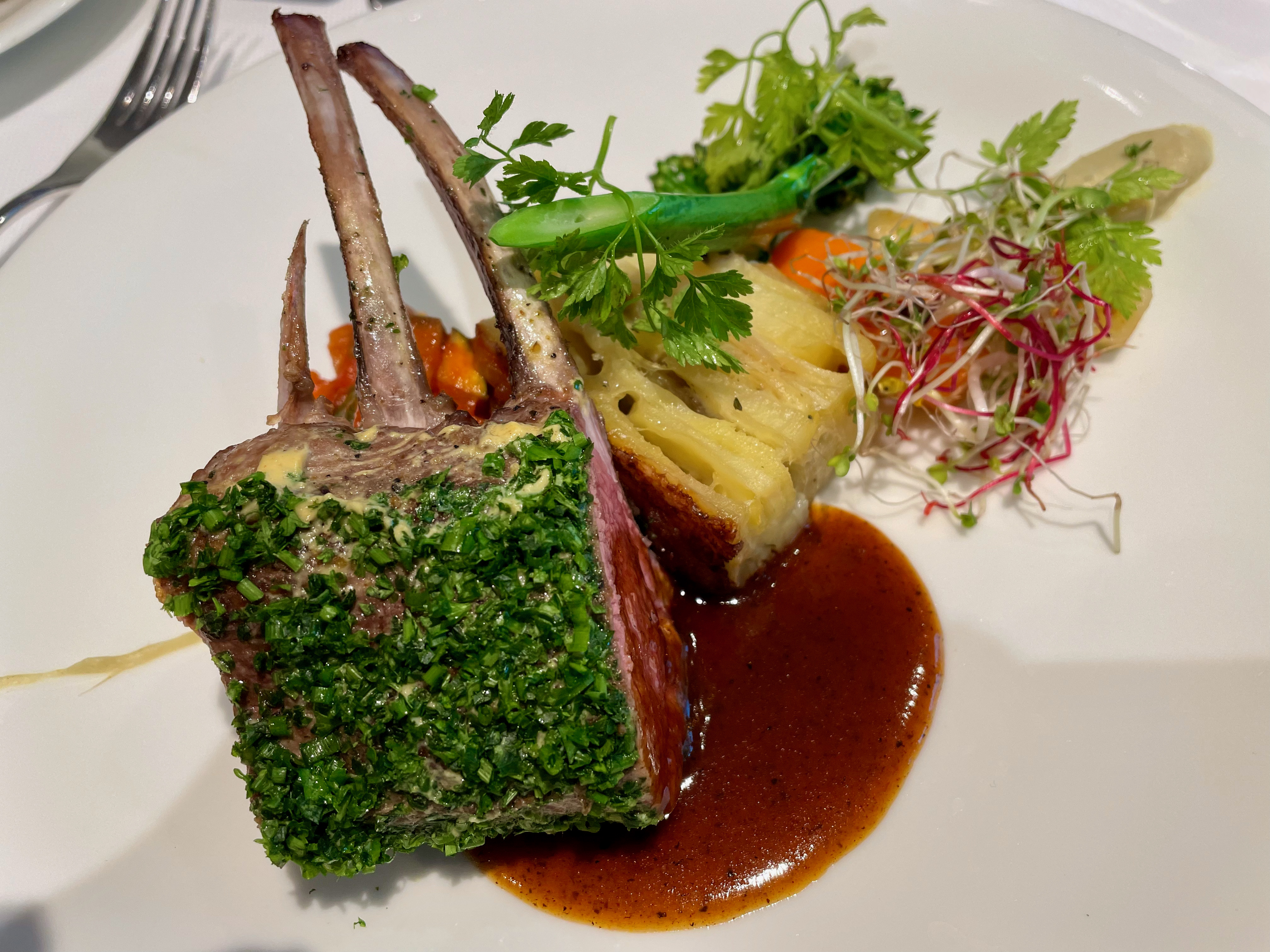 A dining room meal on the AmaKristina.